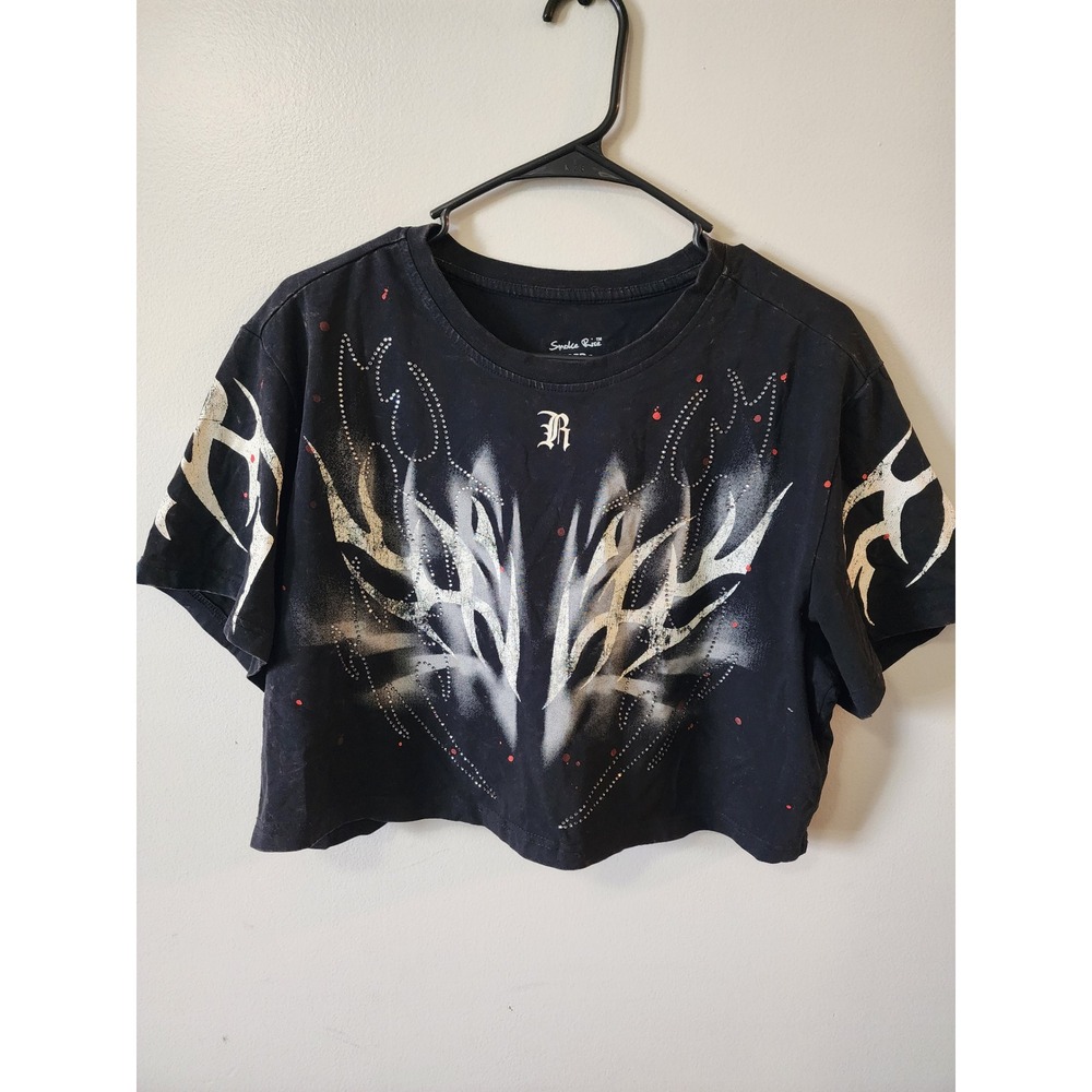 Smoke Rise RED Cropped Graphic Tee Black Tribal Wing Rhinestone Splatter Large